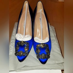 Manolo Blahnik Hangisi Blue size 37.5
